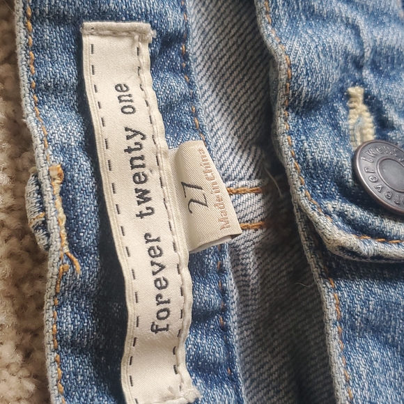 Two shorts together size 27 size 7 - Picture 9 of 10